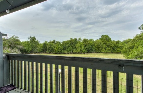 Oklahoma City Condo | 2-bedroom Wooded view condo in awesome NW OKC in Bluff creek. Entire condo