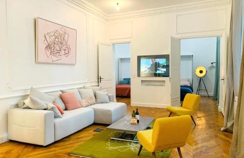 Champs-Elysees Apartment | 2 bedrooms - Paris centre - Champs Elysees