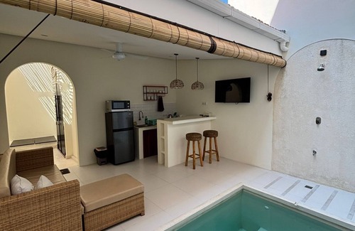 Renon Villa | 2 bedrooms with ricefield view villa in Sanur