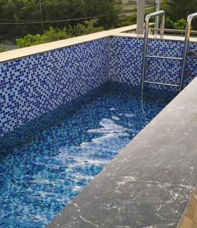 Greater Noida Villa | 2 BHK Dreamy Nest Near Expo Mart For 4 Guests