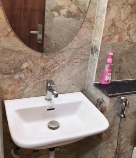 Greater Noida Villa | 2 BHK Dreamy Nest Near Expo Mart For 4 Guests
