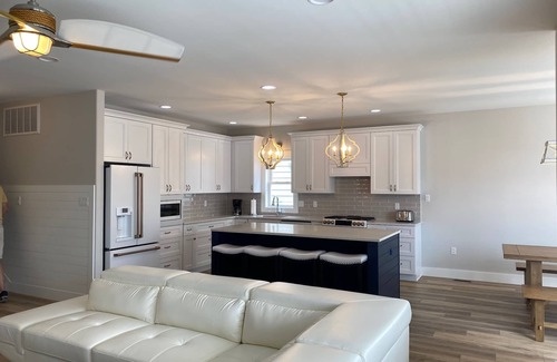 South End Condo | 2 Blocks from the beach! Sleeps 10! Book today!