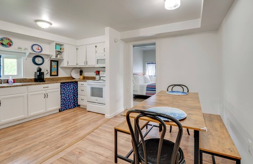 Lexington House | 2 Blocks to Beaches: Peaceful Retreat in Lexington