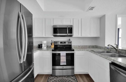 Jacksonville Beach House | 2 Blocks to Beach: AfterDune Delight Coastal Oasis