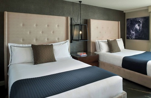 Bay Village Hotel | 2 Boutique Hotel Rooms Ideal for Event Planners - Large Meeting Spaces