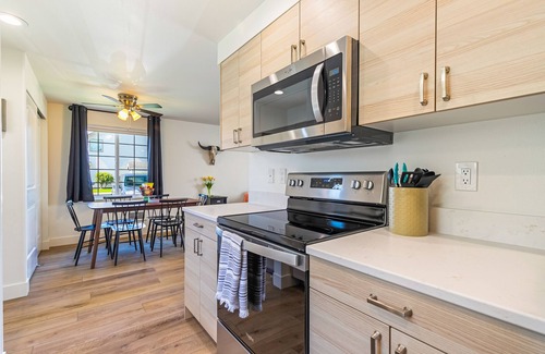 Lynden Apartment | 2 BR/1 BA apartment- Monthly stays available!