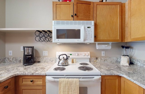 Copper Mountain Village Apartment | 2 BR/2 BA Copper Springs Unit