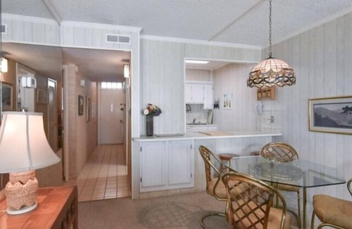 North Ocean City Villa | 2 BR 2 BA Ocean Front Condo with side view of Ocean Pool, Elevator, Tennis