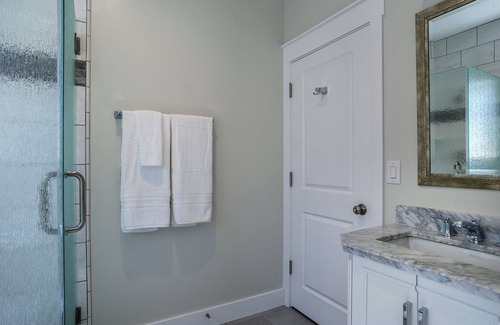 Los Olivos Cottage | 2 Br/2 Ba - Olive Cottage - Downtown Los Olivos
