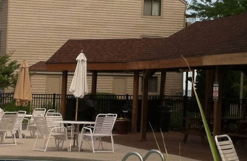 Port Clinton Condo | 2 BR -2Bath-1st floor unit & parking right out front. Book your 2026 stay now!