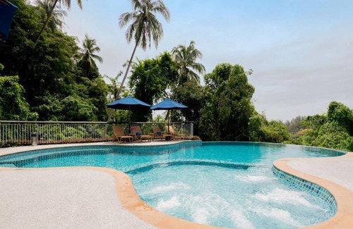 Cherngtalay Apartment | 2 BR Apartment -Surin Beach (P03)