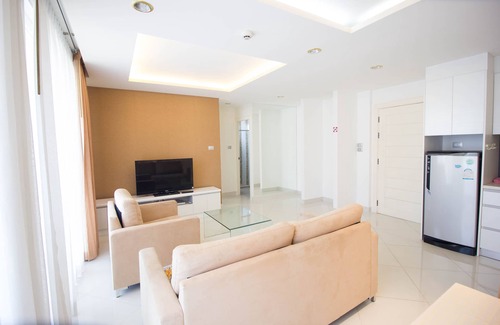South Pattaya Apartment | 2 BR at Paradise Park Building 1