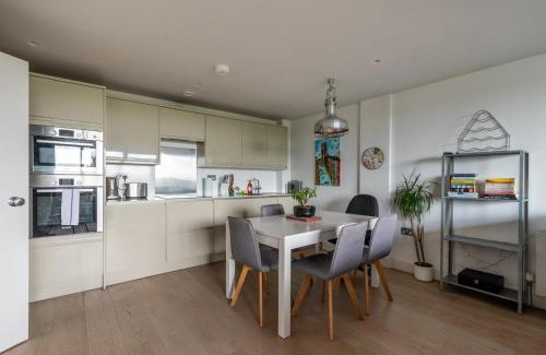 Redcliffe Apartment | 2 BR | Attractions | Hotel like