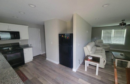 Cave City House | 2 BR Beautiful new home near Mammoth Cave.