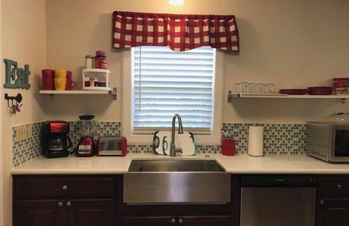 East Central House | 2 Br Charming home, 9th and 9th