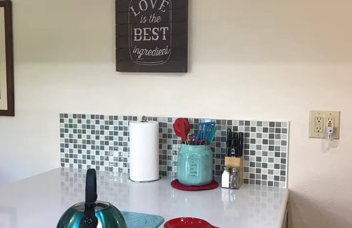 East Central House | 2 Br Charming home, 9th and 9th