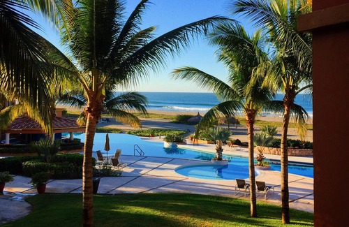 Mazatlan Condo | 2 BR condo nestled between Pacific Ocean beach and golf course