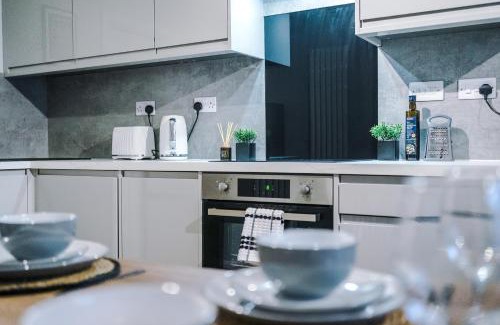 Offerton Apartment | 2 BR Flat By Eason Stays Short Lets & Serviced Accommodation Stockport With Free Parking,Ideal For Business Stays and Getaways