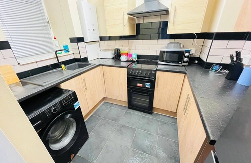 Greenwich West Apartment | 2 Br Flat in Greenwich next to Cutty Sark