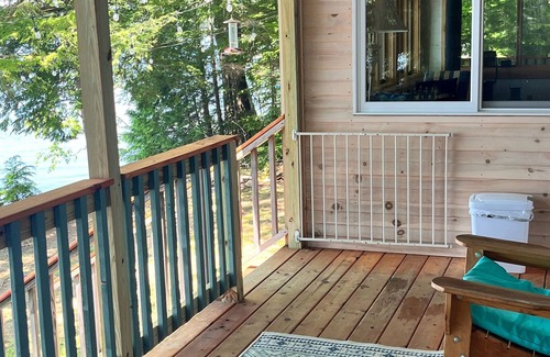 Sidney Cottage | 2 BR Lakefront Cottage in Belgrade Lakes Region