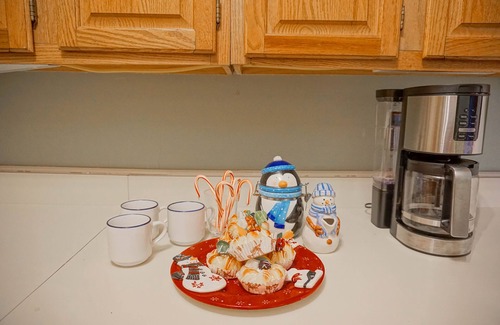 Hawthorne Valley House | 2 Br Plus Loft: Hawthorne Valley 4