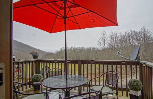 Hawthorne Valley House | 2 Br Plus Loft: Hawthorne Valley 4