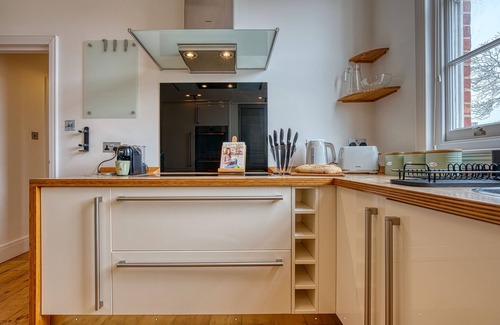 Southampton City Centre Apartment | 2 BR Stunning Modern City Apt Southampton-Sleeps 6 Oxford Terrace