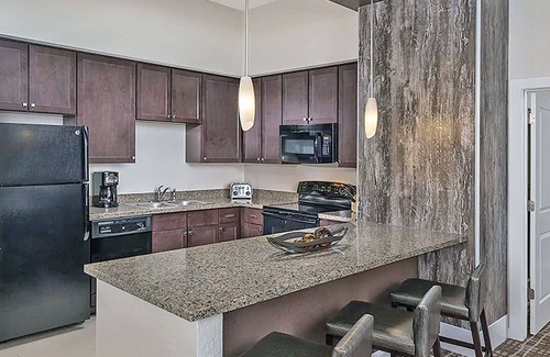 Park City Villa | 2 BR Villa - Family Friendly Resort - Ski-in-Ski-out - Sleeps 8!