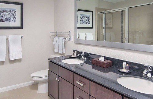 Park City Villa | 2 BR Villa - Family Friendly Resort - Ski-in-Ski-out - Sleeps 8!
