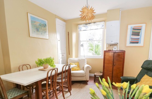 Llanfairfechan House | 2 BRYN EURYN, family friendly, with a garden in Llanfairfechan