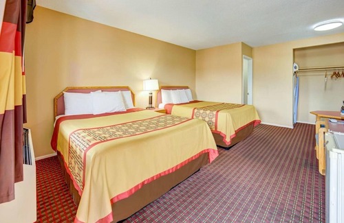 Ashland Hotel | 2 Budget Friendly Rooms, Scottish Inns, Near Southern Oregon University