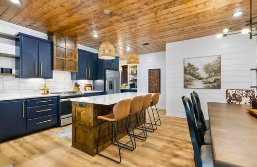 Broken Bow Cabin | 2 Cabins | Dog-Friendly | Private Heated Pools
