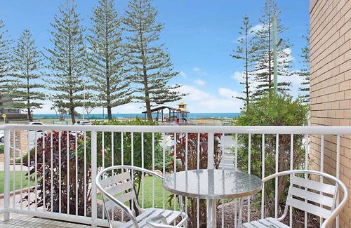 Mermaid Beach Apartment | #2 Camden House - A spacious balcony boasting stunning ocean views