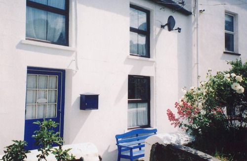 Tan-y-groes Cottage | 2 Castle Hall, Llangrannog