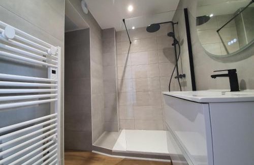 Saint-Martin-d'Heres Apartment | 2 Chambres - 4 Couchages - Proche campus