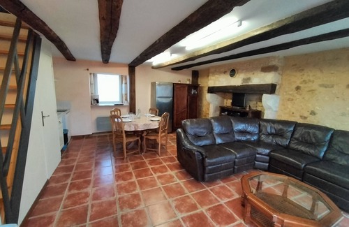 Veyrines-de-Vergt Cottage | 2 charming houses Quiet Comfort Park Swimming pool billiard, Bergerac-Périgueux