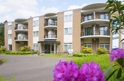 De Bult House | 2 Charming Rooms Near Vollenhove Gardens | Weerribben & Dwingelderveld Nearby