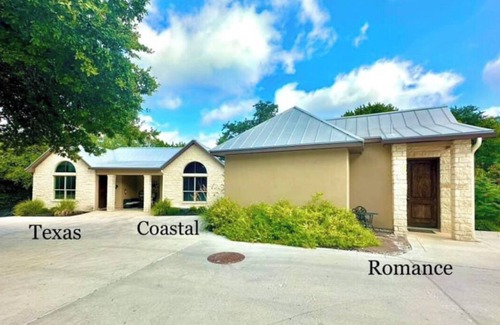 Gruene Cottage | #2 Coastal Casita on the Guadalupe river, The Casitas at Gruene