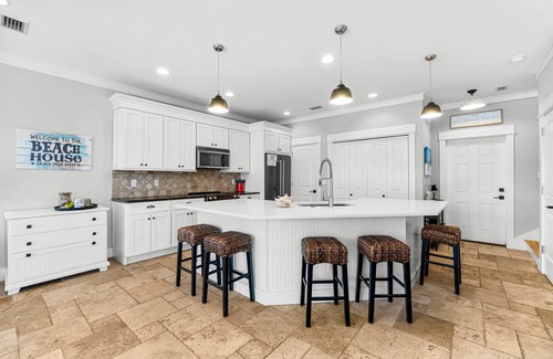 Emerald Waters Village House | 2 Community Pools ~ Pet Friendly ~ Gated Community & Beach Access
