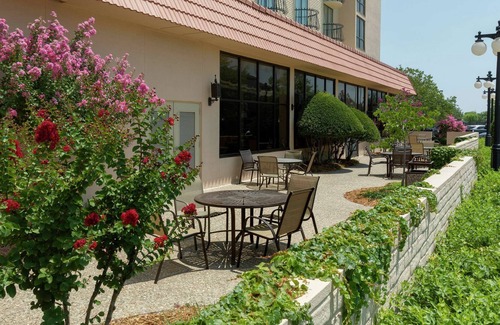 Tulsa Hotel | 2 Connecting Suites at a Hotel