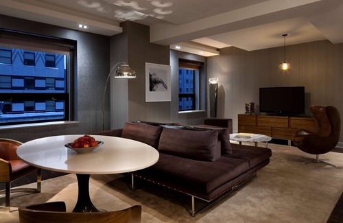 Midtown East Hotel | 2 Connecting Suites at a 4⭐️ Hotel