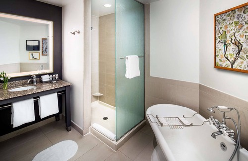 Historic District - North Hotel | 2 Connecting Suites at a 4⭐️ Hotel