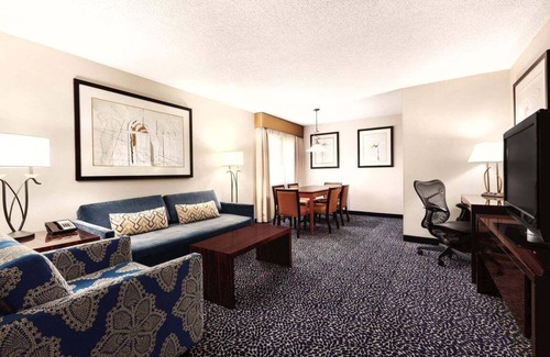 Lyndon Hotel | 2 Connecting Suites at a Hotel