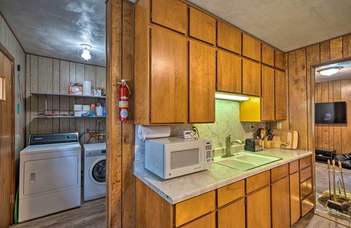 Island Park Cabin | 2 Cozy Island Park Cabins w/Near the Lake!