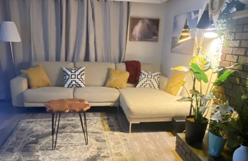 Abbotsford House | 2 cozy spacious In Abbotsford