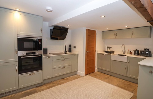 Lyme Regis Cottage | 2 Engine House