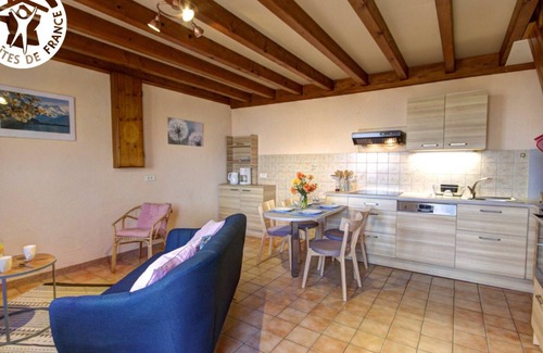 Pralong Cottage | 2-Epis Cottage in Pralong, 4 guests, modern and charming, free Internet