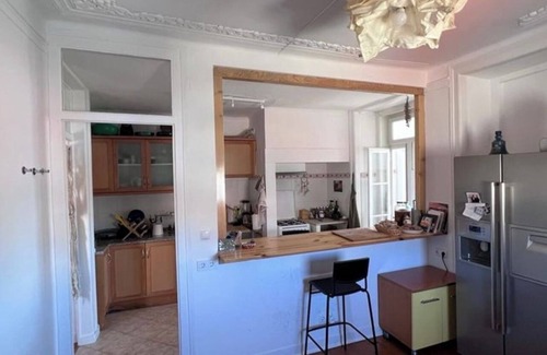 Lisbon Old Town Apartment | 2 floor Apartment in Lapa - Lisbon