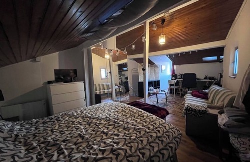 Lisbon Old Town Apartment | 2 floor Apartment in Lapa - Lisbon
