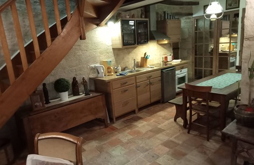 Doue-la-Fontaine House | 2 Gîtes in Doué town center, 15 people maximum